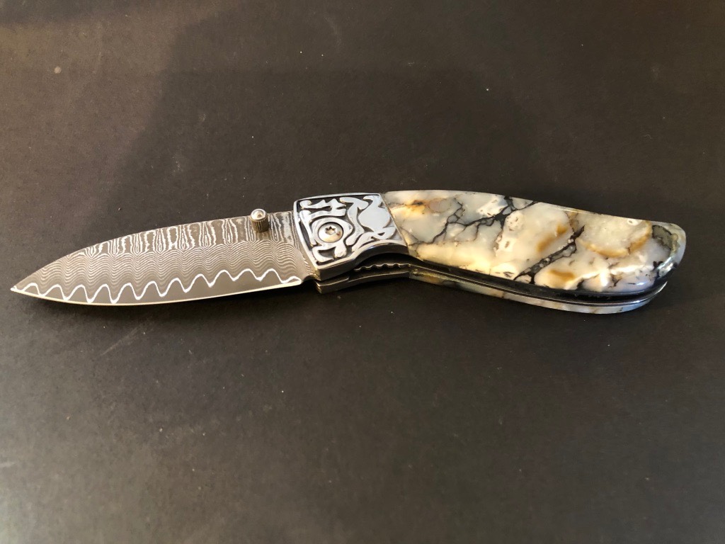 Damascus agate knife